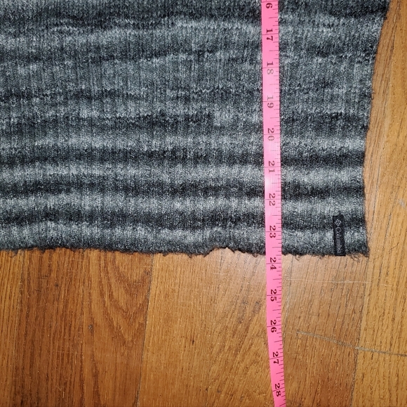 Columbia Striped Crew Neck Sweater - Picture 6 of 9